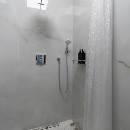 Nofa - Altbau Am Kudamm Διαμέρισμα Βερολίνο