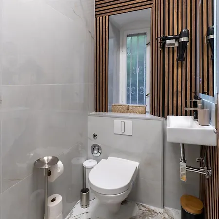 Nofa - Altbau Am Kudamm Διαμέρισμα