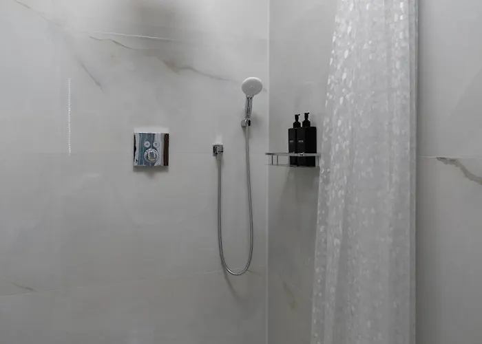 Nofa - Altbau Am Kudamm شقة برلين