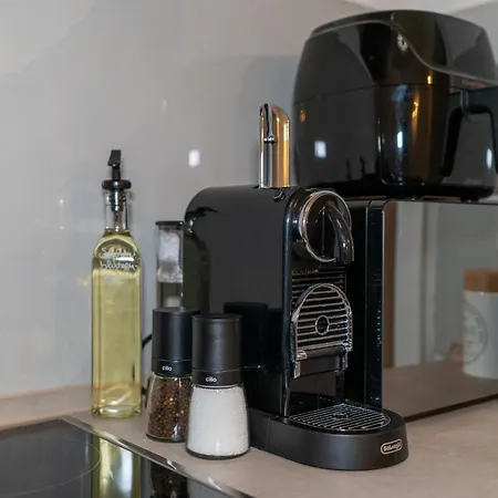 Nofa - Altbau Am Kudamm Apartment